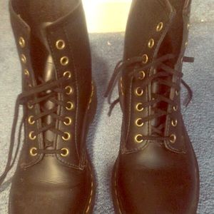 Vegan combat boots
